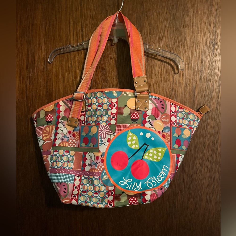 Lily Bloom tote